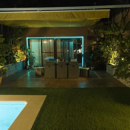 Acogedor Y Exotico Hogar Con Piscina Privada