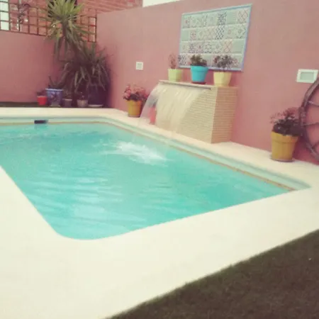 Acogedor Y Exotico Hogar Con Piscina Privada